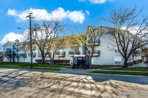 4502 Gaston Ave, Dallas TX  75246-1086 exterior