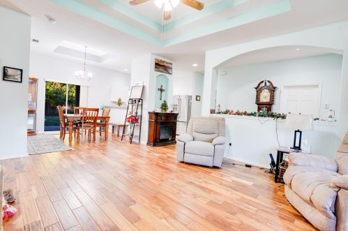 5802 Myrtle Dr, Fort Pierce FL 34982-7535 exterior