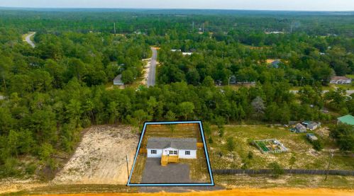 212 Juniper Ave, Defuniak Springs FL 32433-7518 exterior