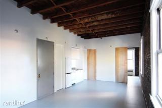 6012 71st Ave, Flushing NY  11385-5144 exterior