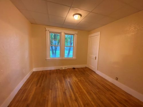 30 Cohasset St, Worcester MA 01604-4762 exterior