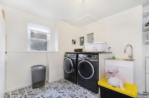 80 Fuller Rd, Briarcliff NY 10510-1328 exterior