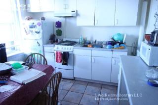 10 Barrows St, Boston MA  02134 exterior