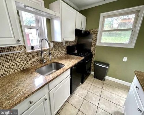 708 1st St, Rockville MD 20850-1450 exterior