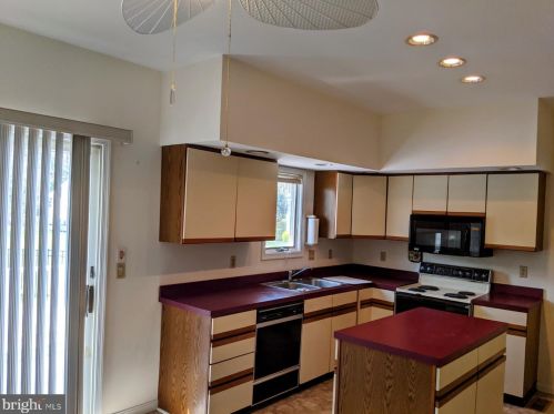 51 Gainsborough Dr, Lewes DE 19958-9424 exterior