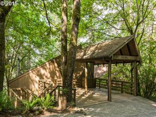 5305 Nectar Way, Eugene OR  97405-4647 exterior