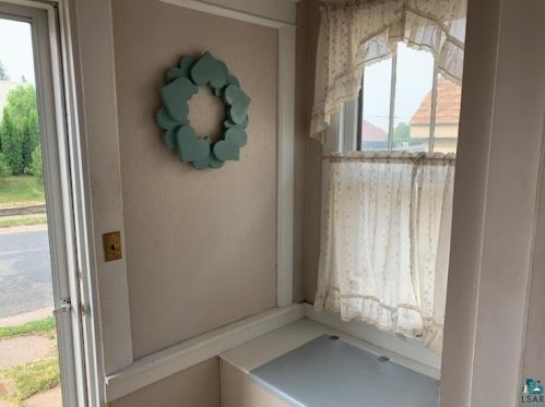 205 3 St, Duluth MN 55805-1856 exterior