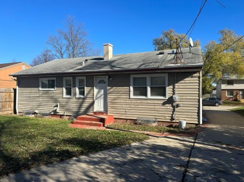 5947 61st St, Milwaukee WI  53218-2004 exterior