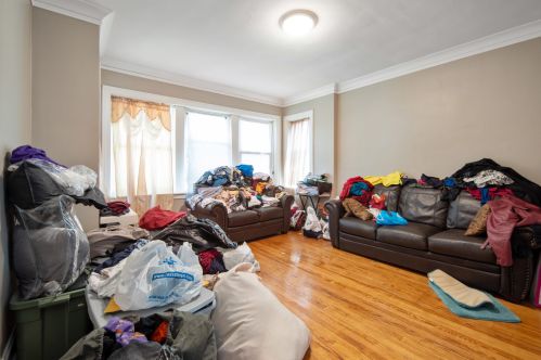 10238 Eberhart Ave, Chicago IL  60628-2210 exterior