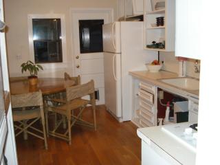 1619 5th Ave, Seattle WA  98109-2934 exterior