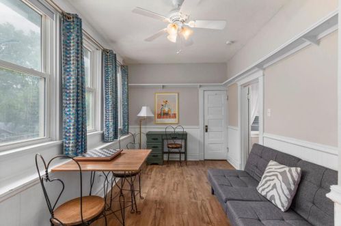 1912 Mccausland Ave, Saint Louis MO 63117-1906 exterior