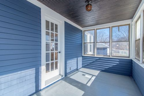 91 Wilber St, Springfield MA 01104-2527 exterior