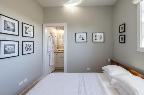 4145 Oakley Ave, Chicago IL 60636-3631 exterior