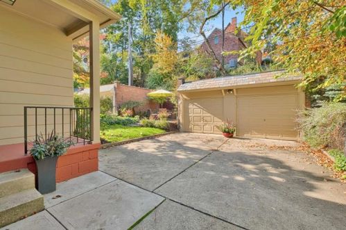 454 Dallas Ave, Pittsburgh PA 15217-1309 exterior