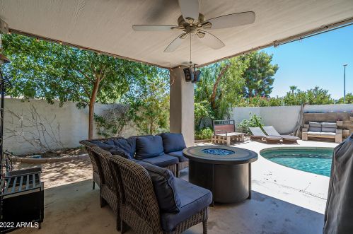 1307 El Alba Way, Chandler AZ  85224-2305 exterior