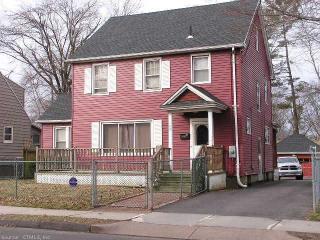 103 Ledger St, Hartford, CT 06106-3542