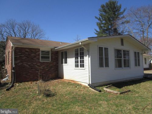 2130 Briggs Chaney Rd, Silver Spring MD 20905-4506 exterior