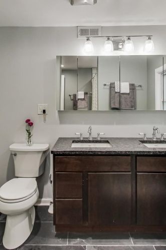 3450 Hamlin Ave, Chicago IL 60655-3915 exterior