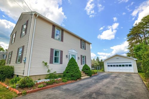 59 Pembroke Rd, Concord, NH 03301-5654