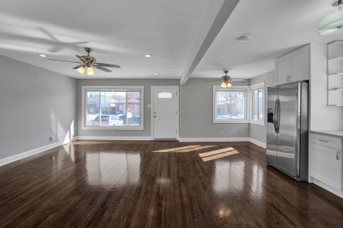 9852 Frst Ave, Chicago IL 60628-1439 exterior