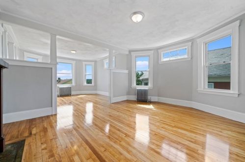 31 Hitchcock Rd, Worcester MA 01603-2622 exterior