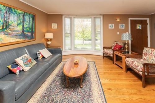 2733 72nd Ct, Chicago, IL 60707-1503