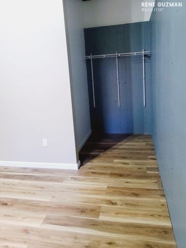 1512 Herrick Ave, Grand Rapids MI 49505-4867 exterior