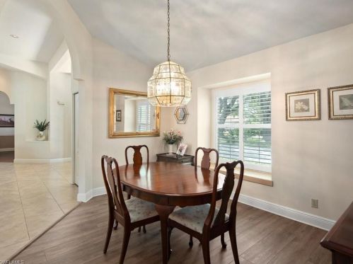 1925 Blackstone Cir, Naples FL 34109-7225 exterior