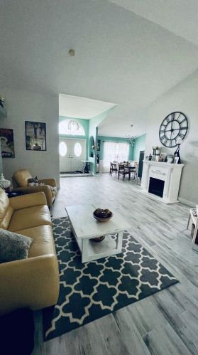 515 Cliff Rd, Fort Pierce, FL 34984-6226