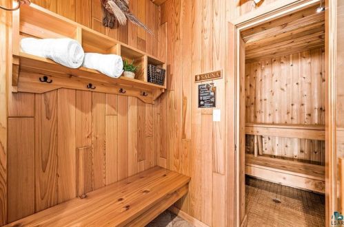 5108 Larson Ln, Duluth MN 55803-9436 exterior