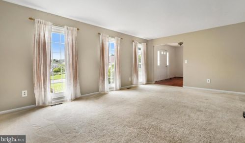 17032 Flatwood Dr, Rockville MD 20855-2539 exterior