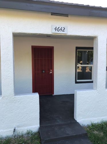 4642 10th St, Phoenix AZ  85014-3907 exterior