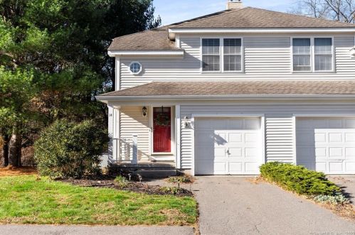 14 Lantern Ct, Farmington, CT 06032-3334