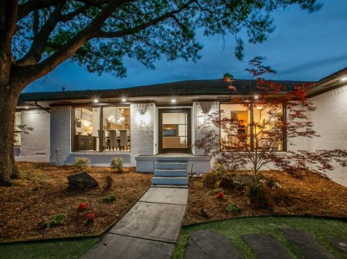 6710 Cliffbrook Dr, Dallas TX  75254-7904 exterior