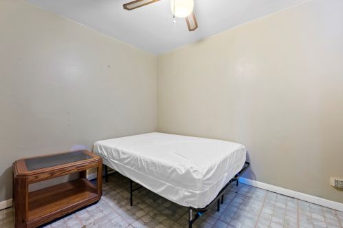 2604 82nd St, Chicago IL 60652-2836 exterior