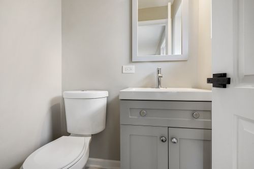 10826 Longwood Dr, Chicago IL  60643-3313 exterior