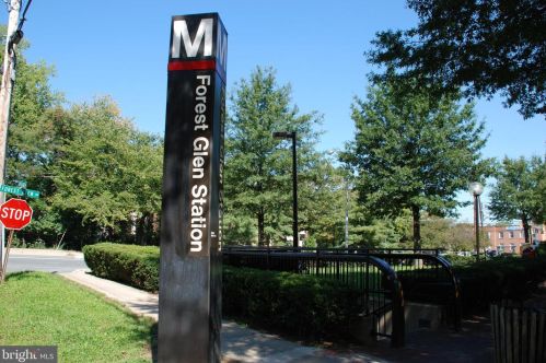 2101 Walsh View Ter, Silver Spring MD  20902-5225 exterior