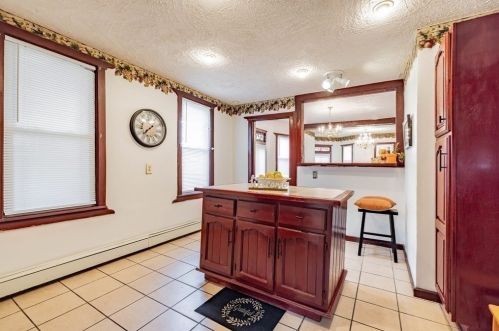 99 Euclid Ave, Springfield MA 01108-1725 exterior