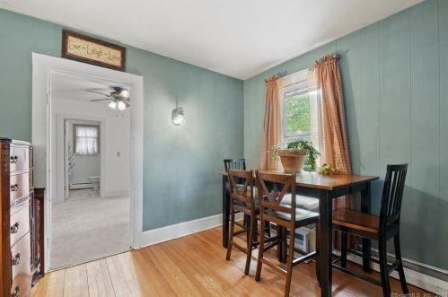 256 Autumn St, Manchester CT 06040-5553 exterior