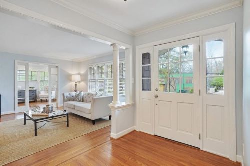 1251 Brook Forest Dr, Atlanta, GA 30324-3807