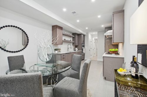 1416 A St, Washington DC  20003-1523 exterior