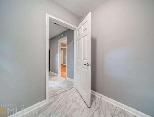 2935 Harlan Dr, Atlanta GA  30344-3705 exterior