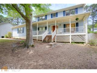 1196 Leslie Pl, Lithonia GA  30058-8201 exterior