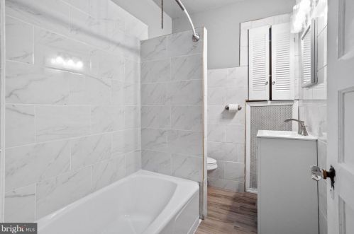 5825 Lawrence St, Philadelphia PA  19120-1859 exterior