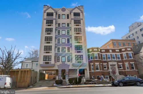 3217 Wisconsin Ave, Washington DC  20016-3812 exterior