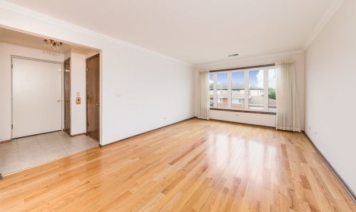 4558 Maria Ct, Chicago IL 60656-4255 exterior