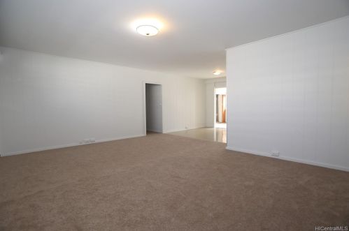 435 Kaumakani St, Honolulu HI 96825-2208 exterior