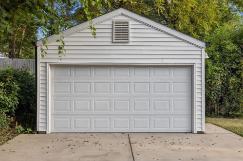 8721 Eulalie Ave, Saint Louis MO 63144-2002 exterior