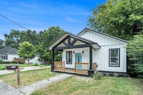 718 Ira St, Atlanta GA  30310-2168 exterior