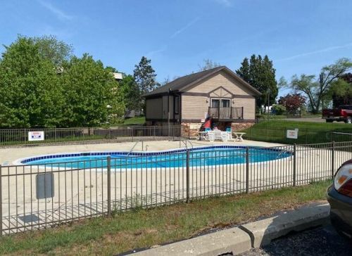 756 Kilgore Rd, Kalamazoo MI  49008-3635 exterior